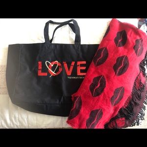 Victoria’s Secret LOVE Tote 😍